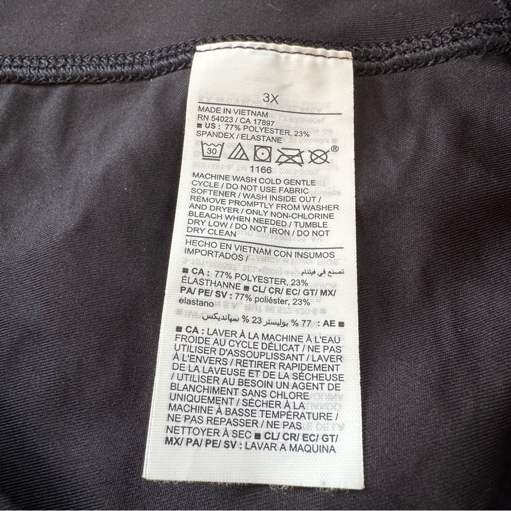 Old Navy High Rise Power-soft Crop Legging‎ Black Foil Print Size 3X - Picture 8 of 11